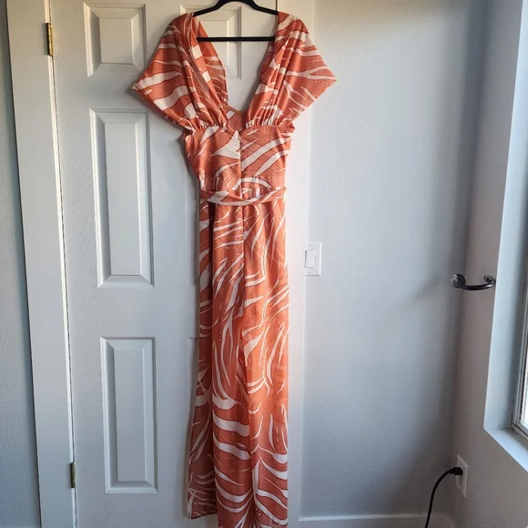 GUESS By Marciano Rumble In The Jungle Jumpsuit - Picture 3 of 11